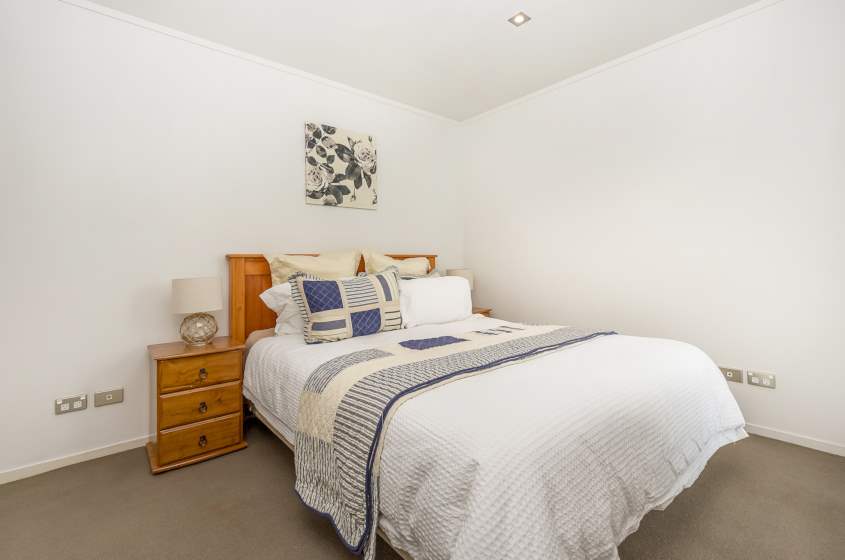 CITY CENTRE - 2 Bedroom Fully Furnished photo