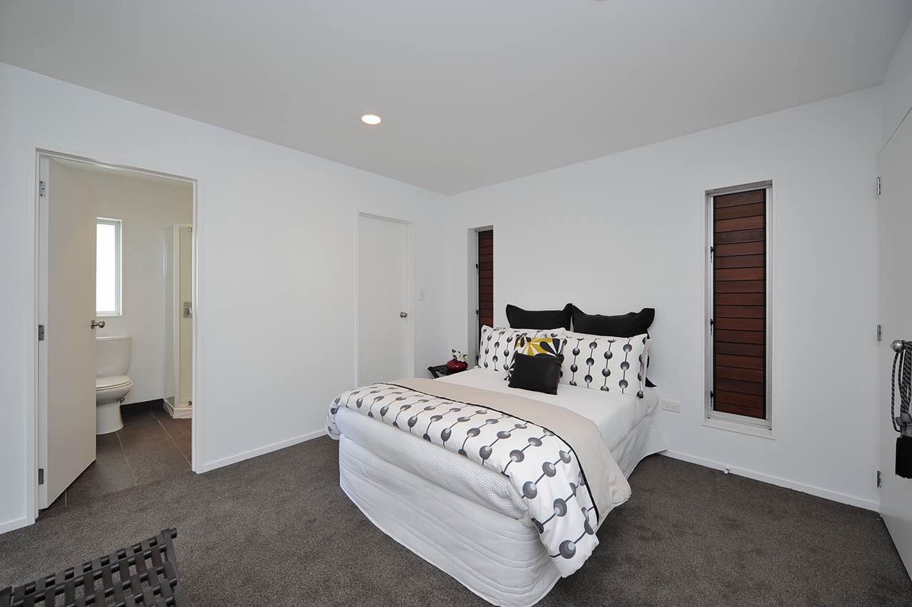 Flexible Family Living with Self-Contained Flat photo