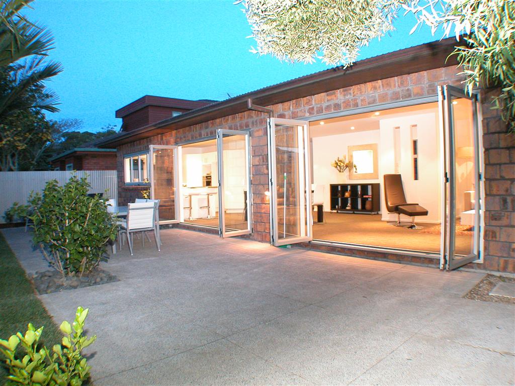 Flexible Family Living with Self-Contained Flat photo