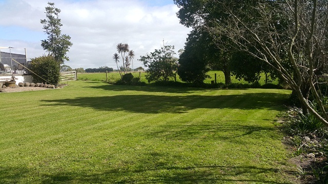 DRURY - Rural Oasis - 5 Acres - NO LETTING FEE photo