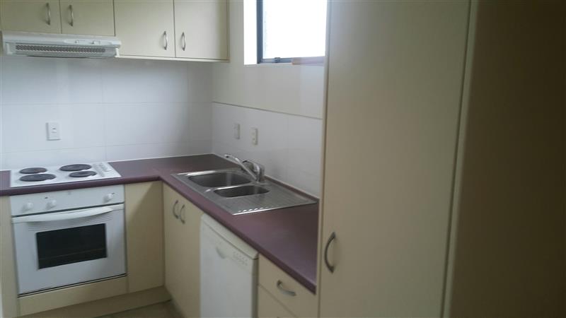 PAPATOETOE - Shirley Road 3 Bedroom Townhouse photo