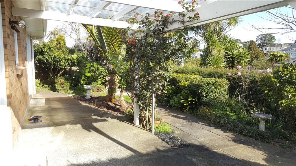 ELLERSLIE - Hawthorne Place 3 Bedroom one level  Unit  photo