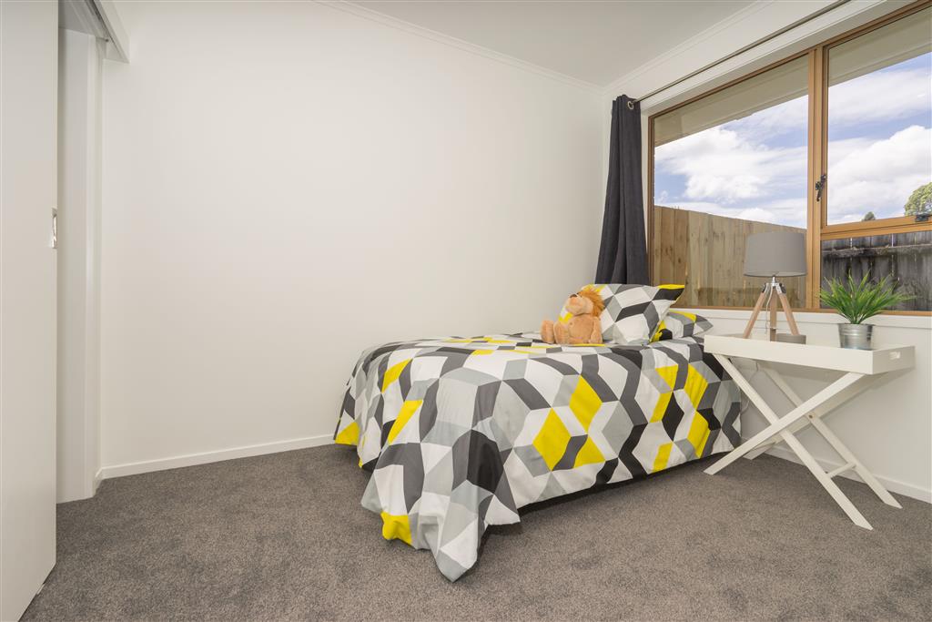 TE ATATU PENINSULA photo