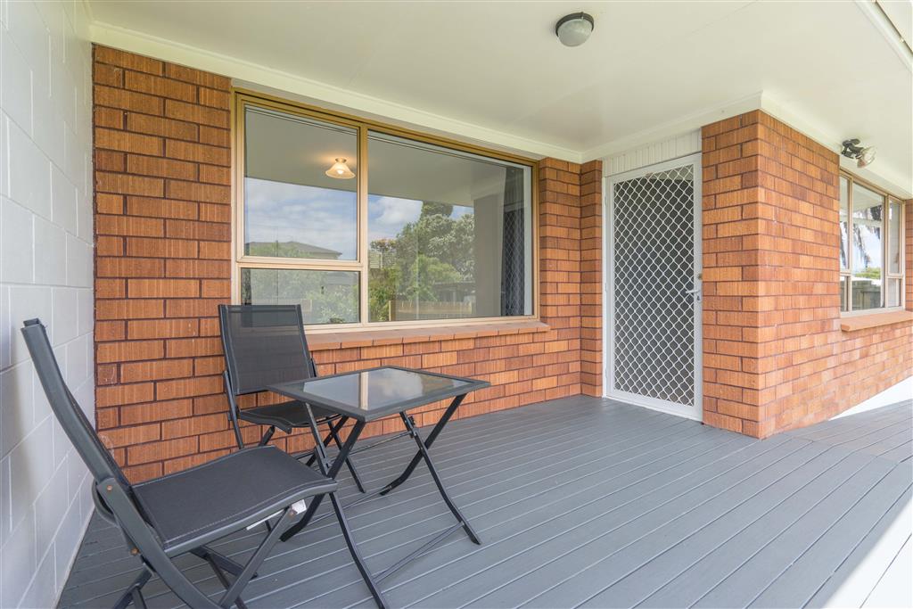 TE ATATU PENINSULA photo