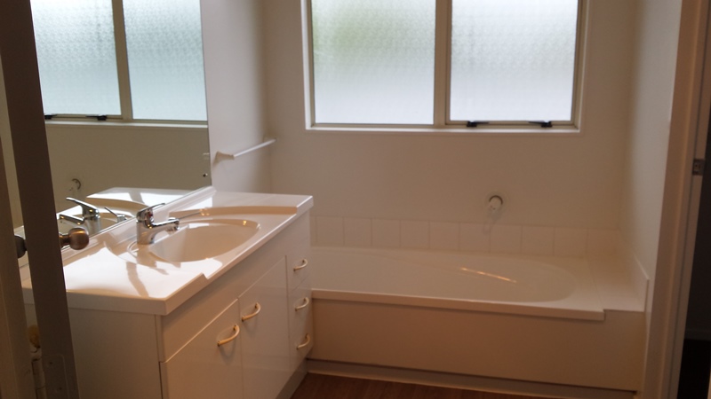 3 Bdrm Family home in Vincent St photo