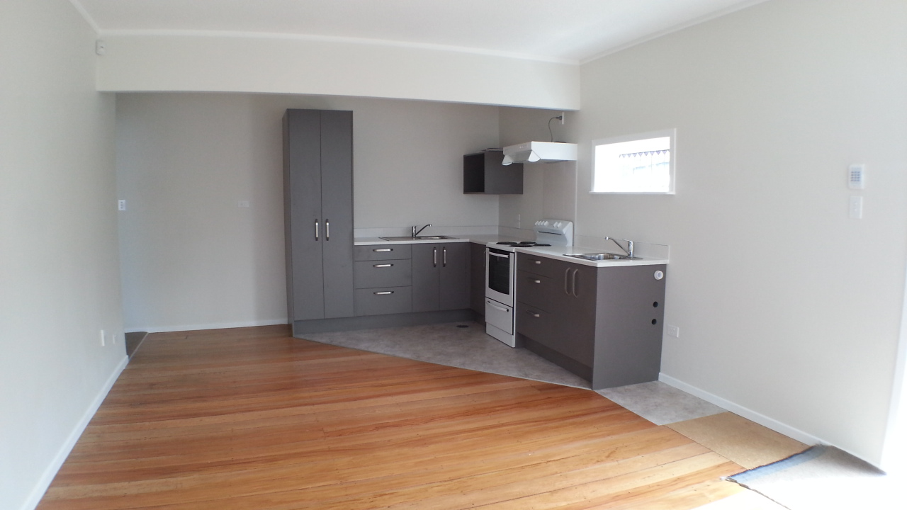 GLEN EDEN/KELSTON - 2 Bedroom home photo