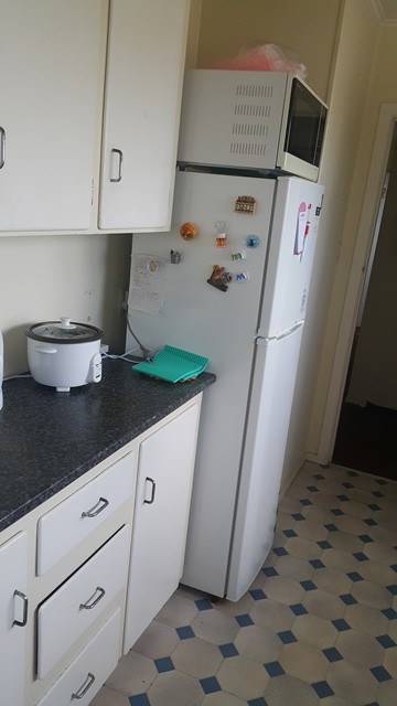 SAINT JOHNS - 2 bedroom Flat - Water Included - Redecorated photo