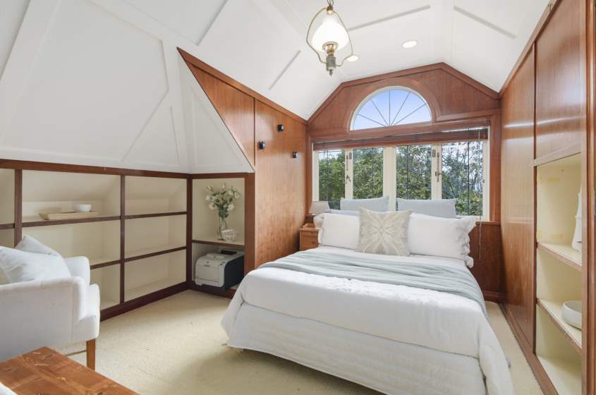 ST HELIERS - Location, Privacy, & Water View  photo