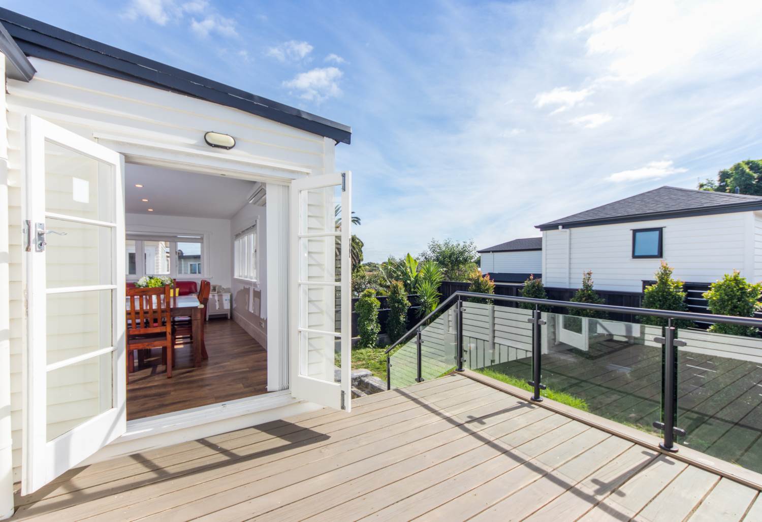 MOUNT EDEN - 4 double bedroom home with 3 bathrooms  photo