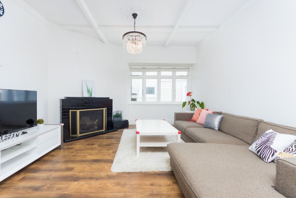 MOUNT EDEN - 4 double bedroom home with 3 bathrooms  photo