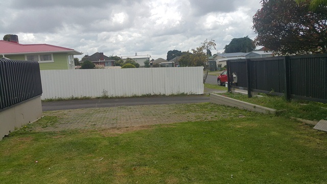 MANGERE - 3 bedroom house + 3 Brm and Office  photo