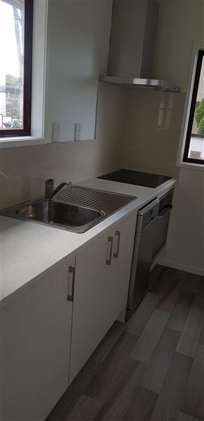 ELLERSLIE - 3 brm Townhouse - Great Locations photo
