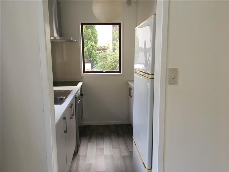 ELLERSLIE - 3 brm Townhouse - Great Locations photo