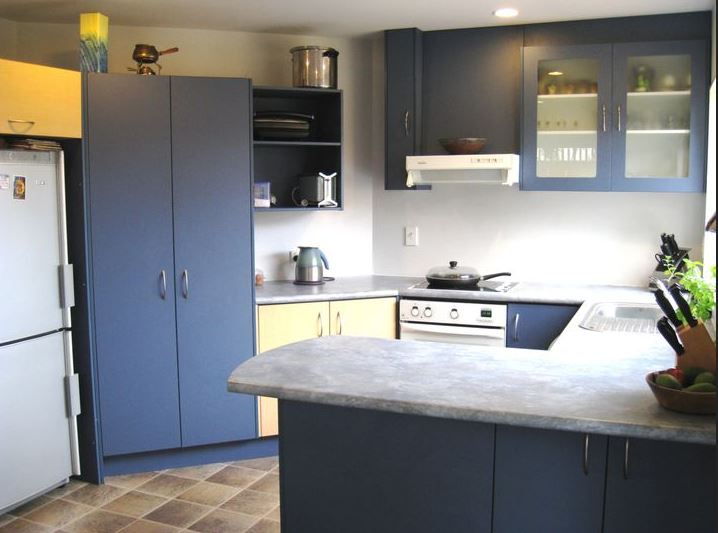 ELLERSLIE - 3 Bedroom House in a good location photo