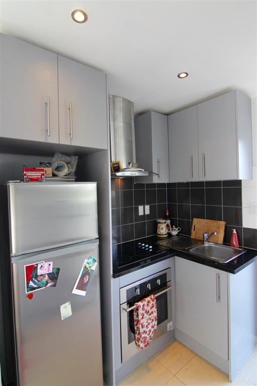 Remuera 1 bedroom unit plus an office with private garden and carport photo