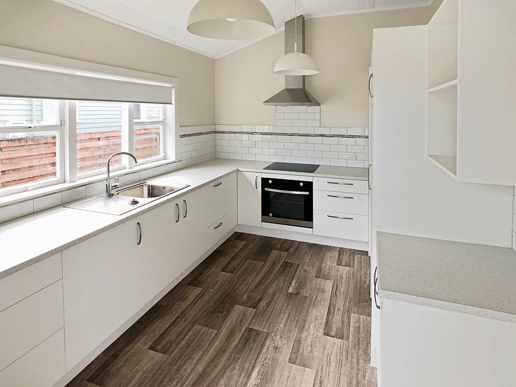 EPSOM - Double Grammar Zone or Groups photo