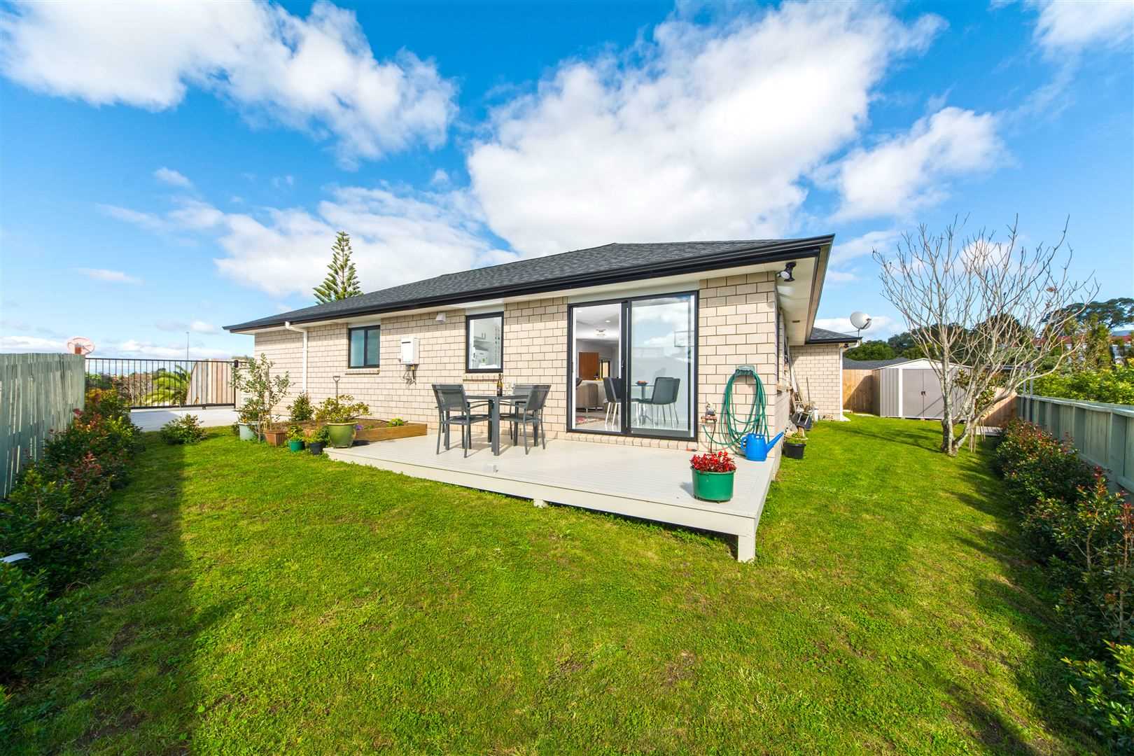 GLEN EDEN - Modern 4 bedrooms 2 bathroom family home Glen Eden photo