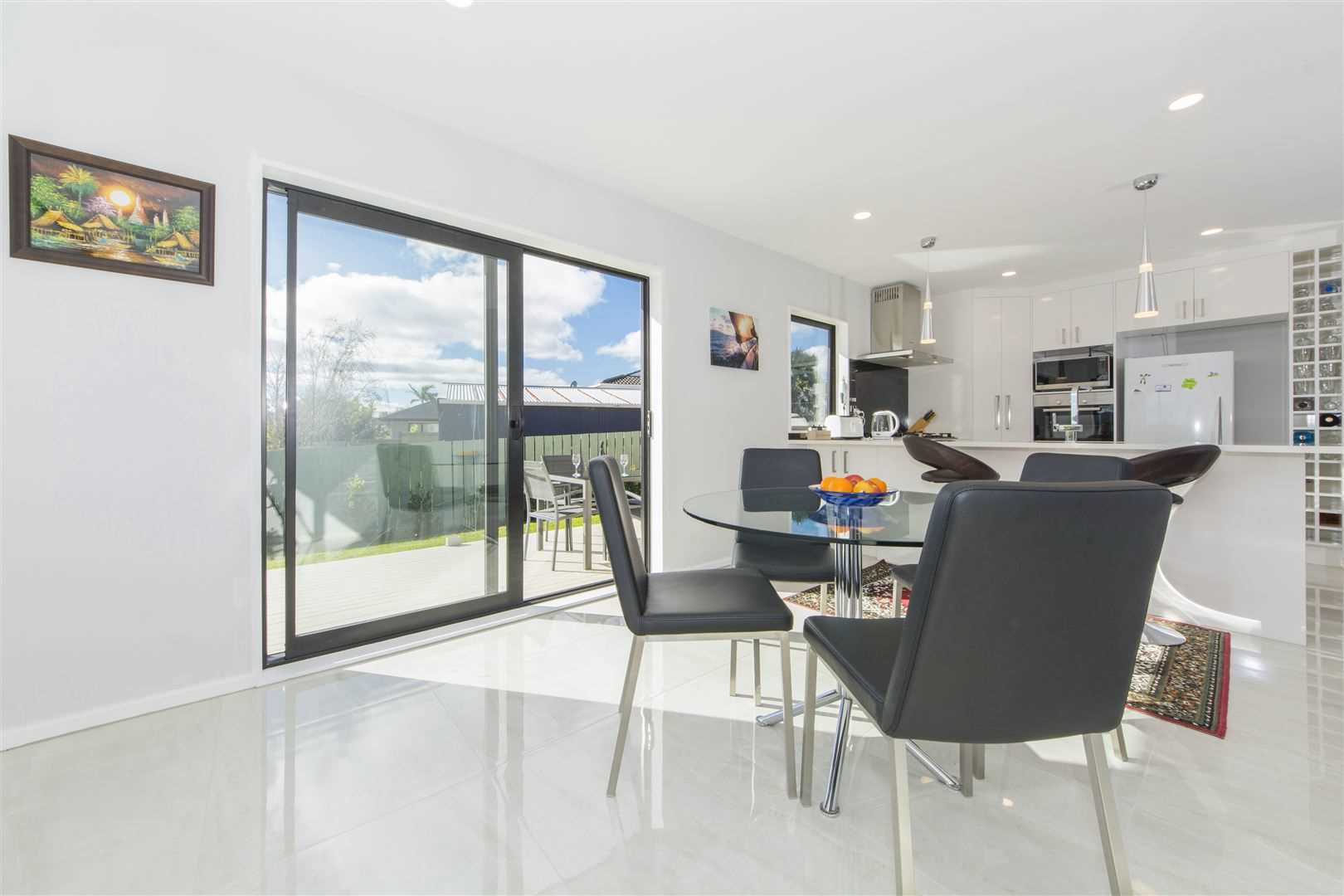 GLEN EDEN - Modern 4 bedrooms 2 bathroom family home Glen Eden photo