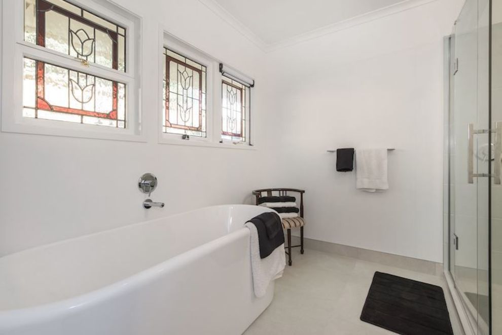 EPSOM - Charismatic home in royal DGZ location  photo
