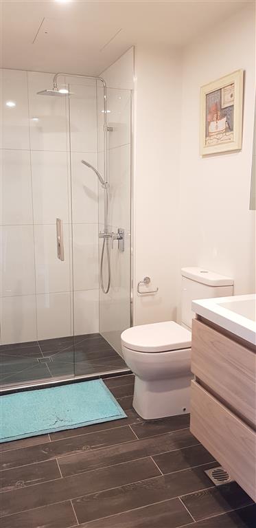 CITY CENTRE - two bedroom apartment with a carpark photo