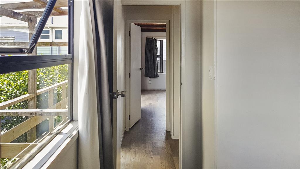 1 Bedroom House - with a carport photo