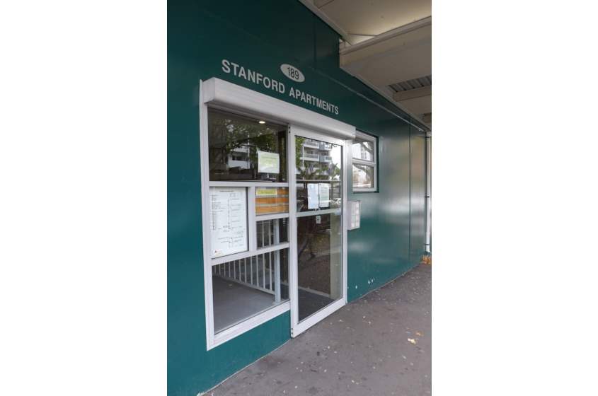 AUCKLAND CBD-Newly Repainted Two Bedrooms Apartment with Video Tour photo