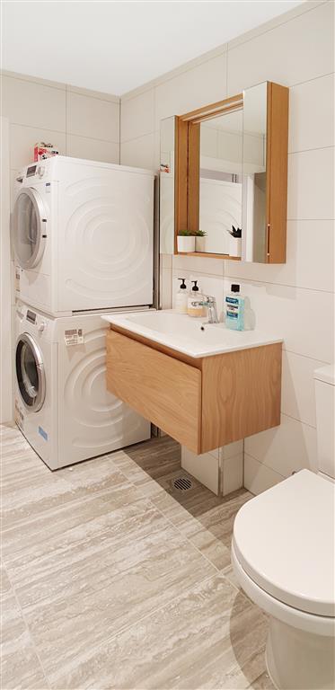 GRAFTON - Spacious Furnished One Bedroom Apartment With A Carpark photo