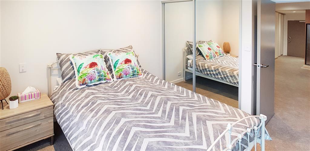 GRAFTON - Spacious Furnished One Bedroom Apartment With A Carpark photo