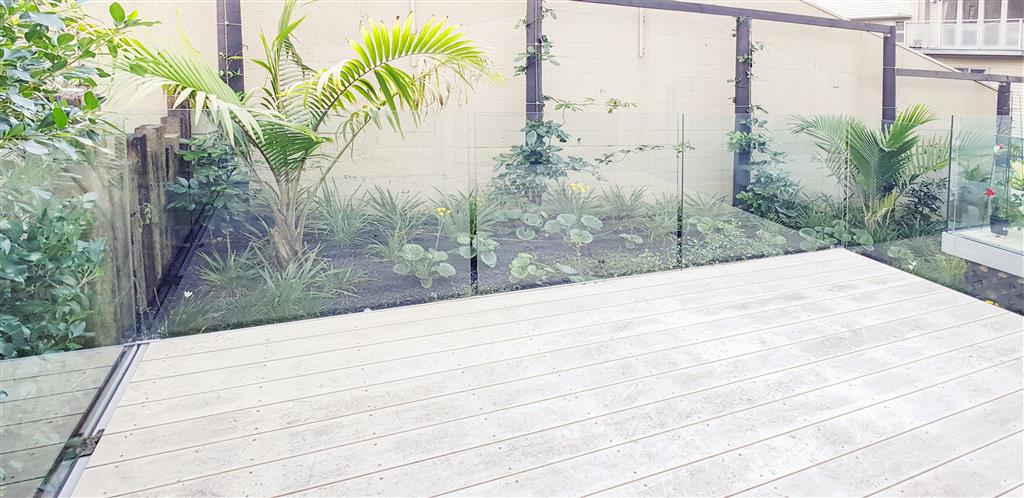 GRAFTON - Spacious Furnished One Bedroom Apartment With A Carpark photo