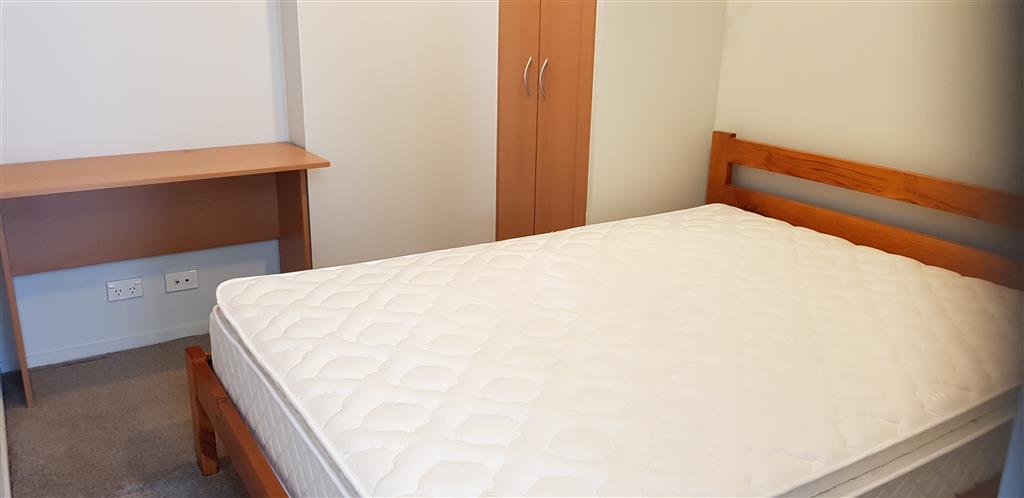 AUCKLAND CBD-Newly Repainted Two Bedrooms Apartment with Video Tour photo