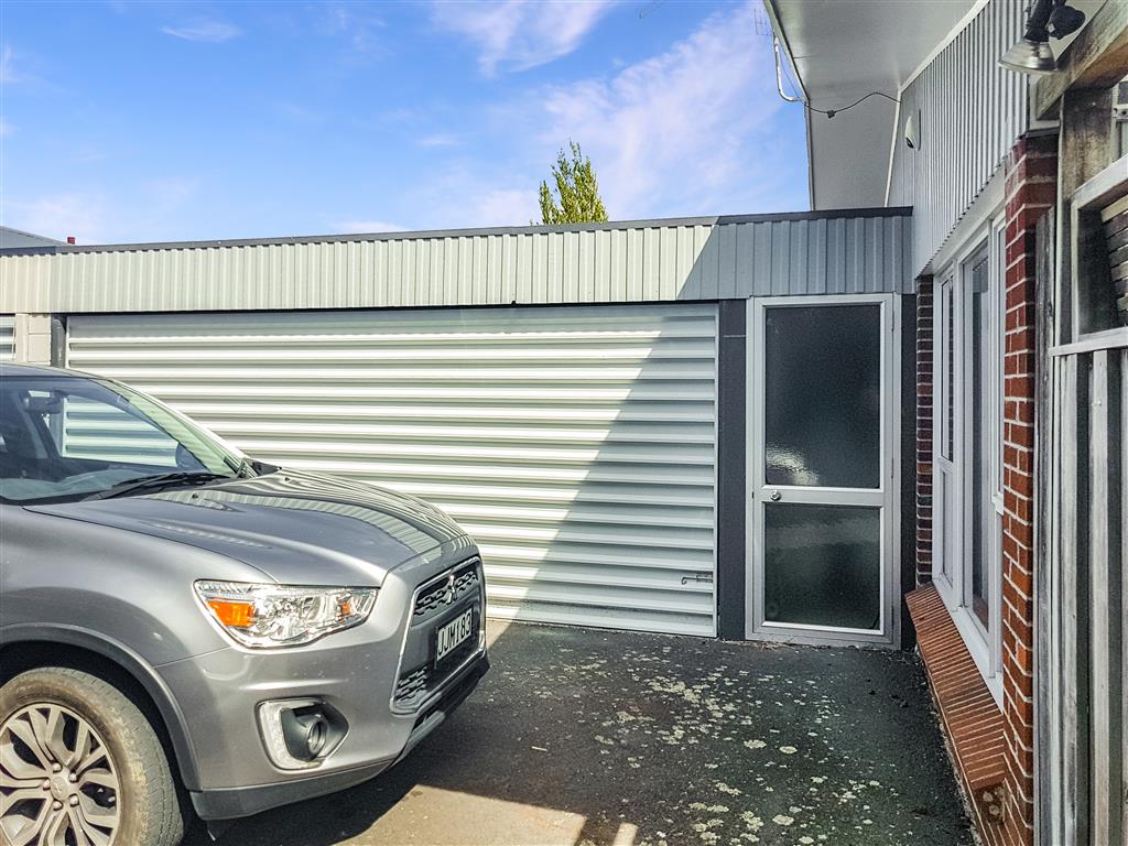 GREENLANE - Peace and Privacy photo