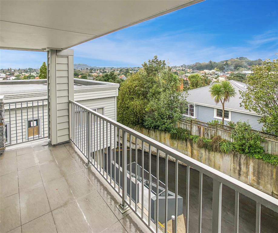 2T/3 Keystone Ave - Location! photo