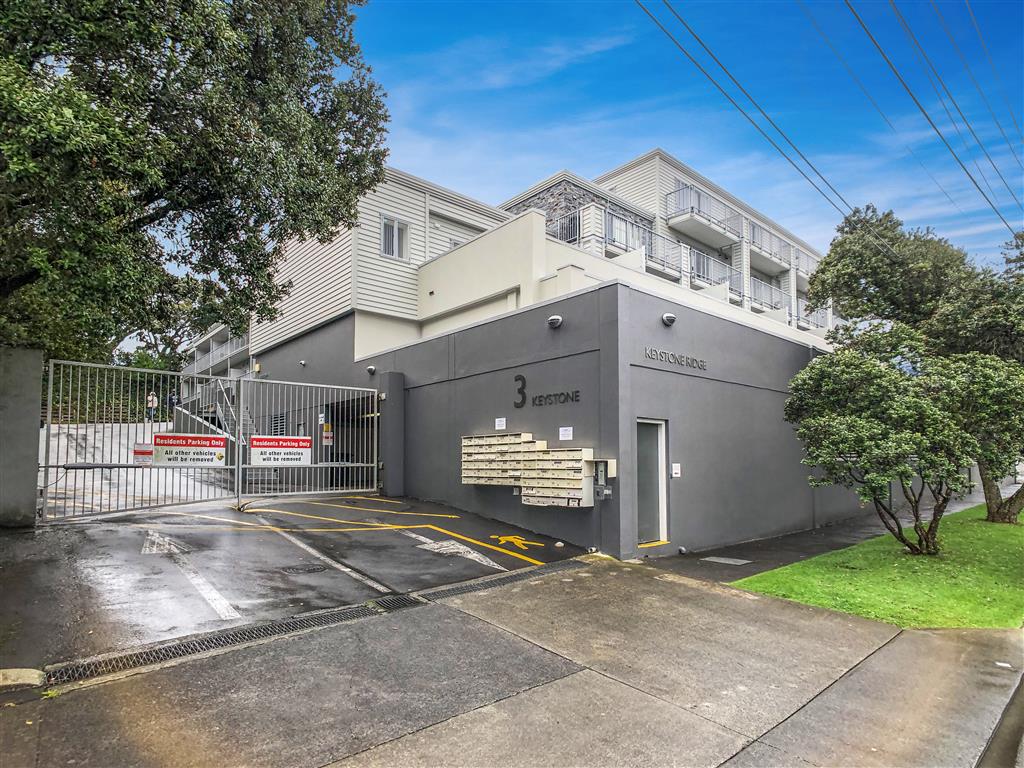 2T/3 Keystone Ave - Location! photo