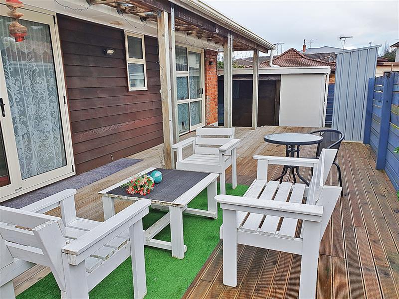 Papakura - Stand Alone 2 Bedroom House photo