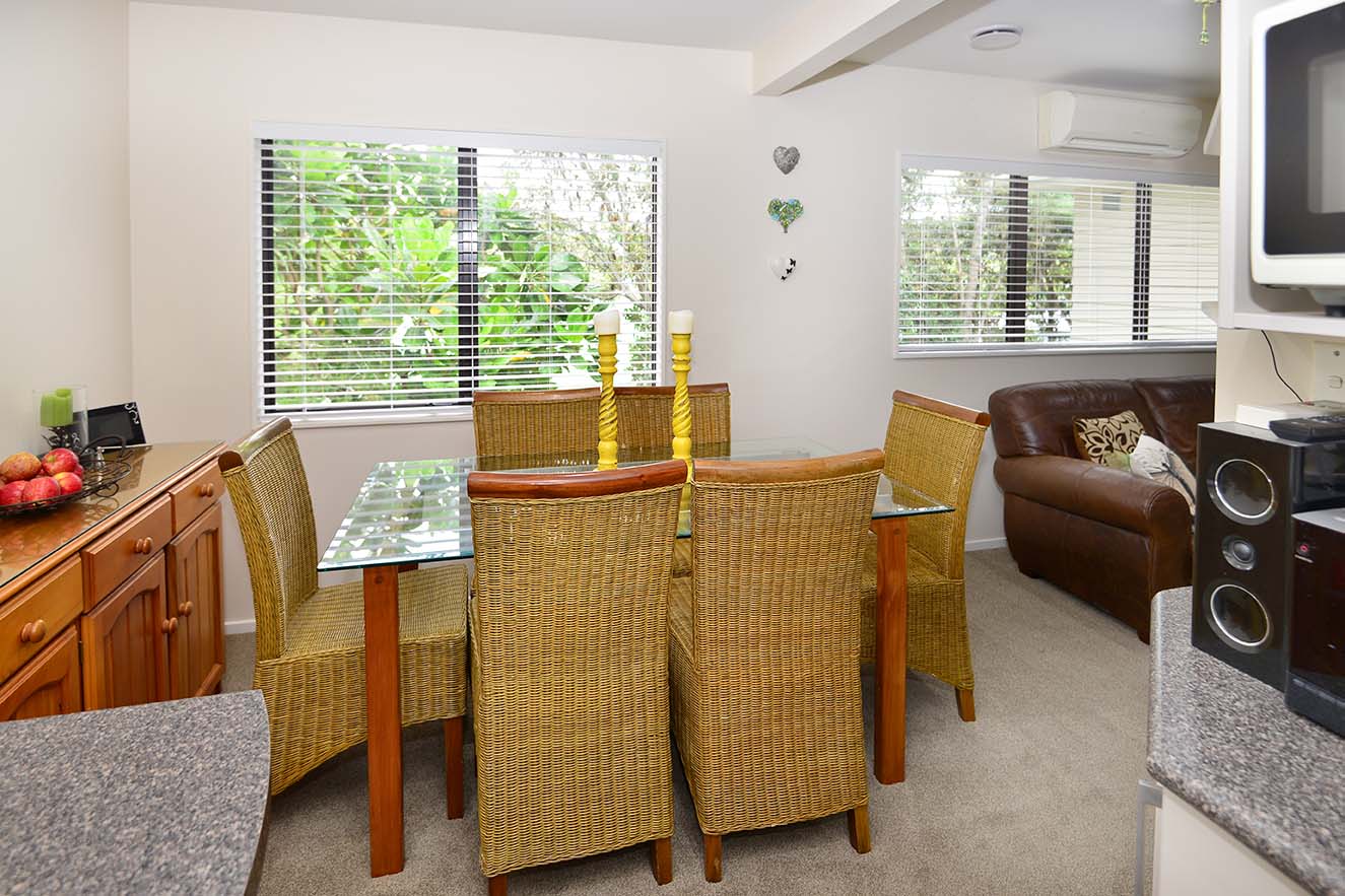 TOTARA VALE - 4 Bedooms With 2 Bathroom Family Home photo