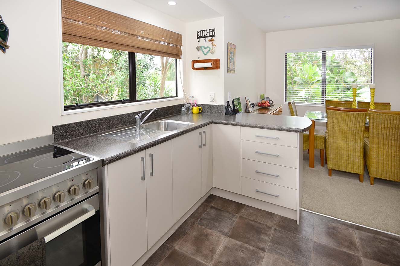 TOTARA VALE - 4 Bedooms With 2 Bathroom Family Home photo