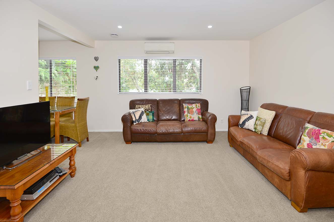 TOTARA VALE - 4 Bedooms With 2 Bathroom Family Home photo