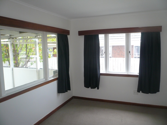 Glen Eden. Look No Further. photo