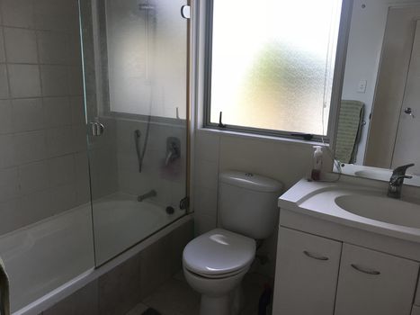 ST HELIERS / GLENDOWIE - 4 BEDROOM, 2 BATH HOME photo