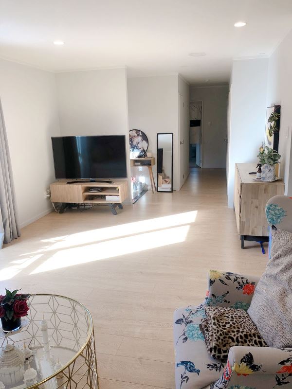 Part furnished 3 bedroom 2 bathroom family home photo