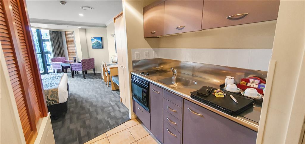 CITY CENTRAL - Furnished Studio, 1 Carpark, Water & Power Included photo