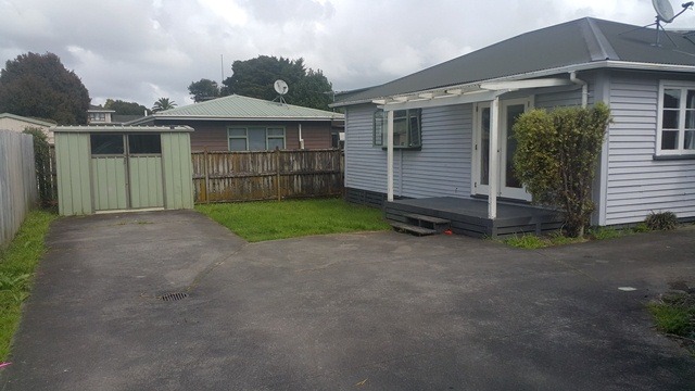 Papakura - 3 Bedroom House photo