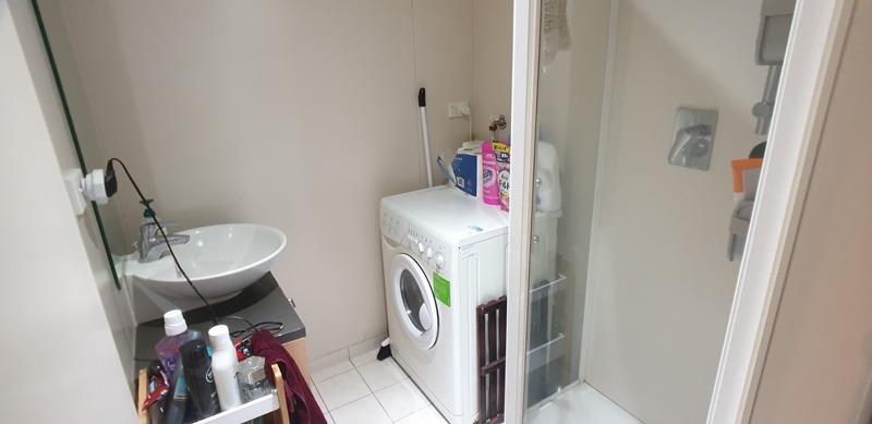 PENTHOUSE - 2 Bedrooms, Unfurnished, CAR PARK Included photo