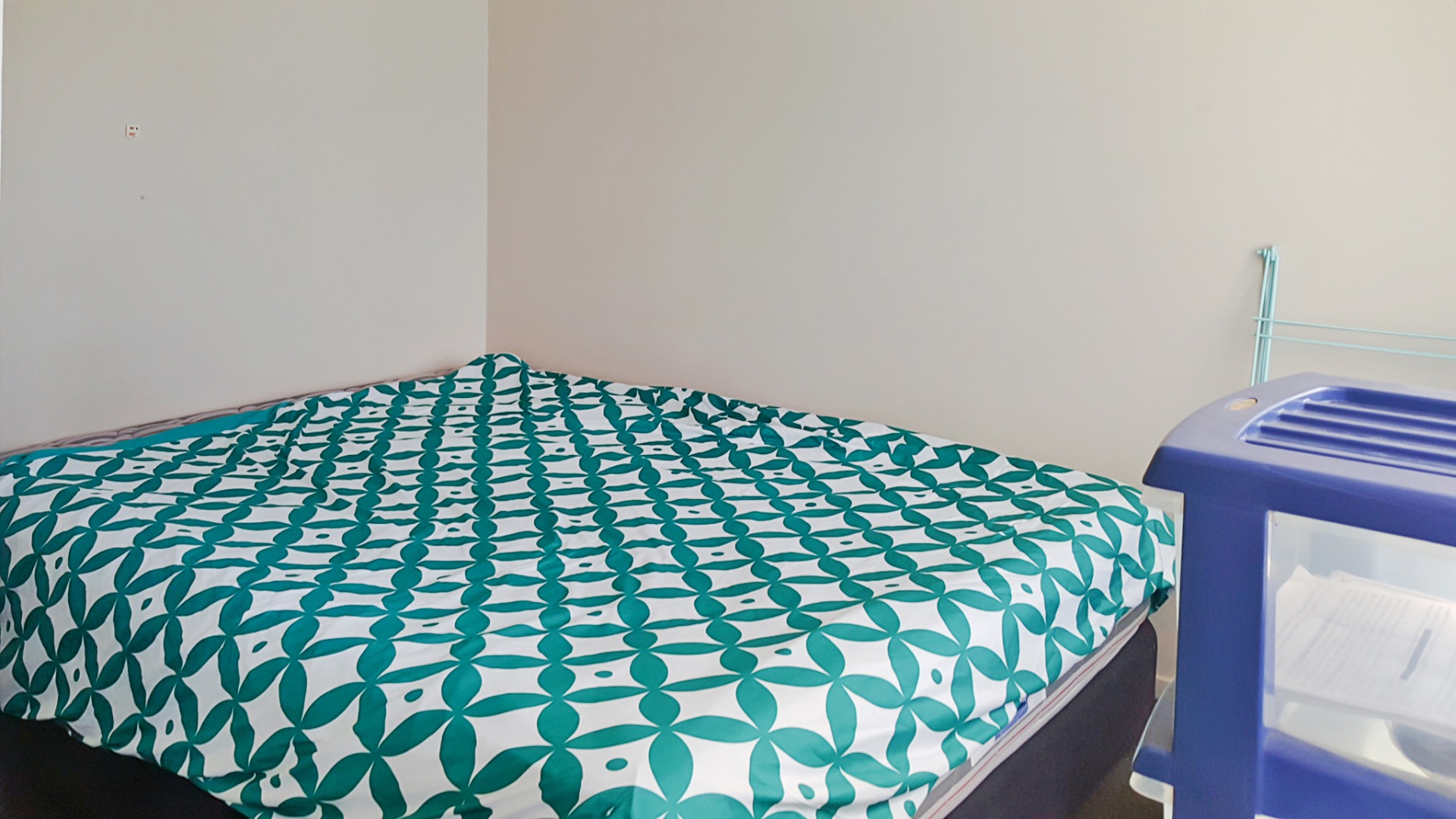 CITY CENTRE  - 1 Bedroom Furnished Apartment photo
