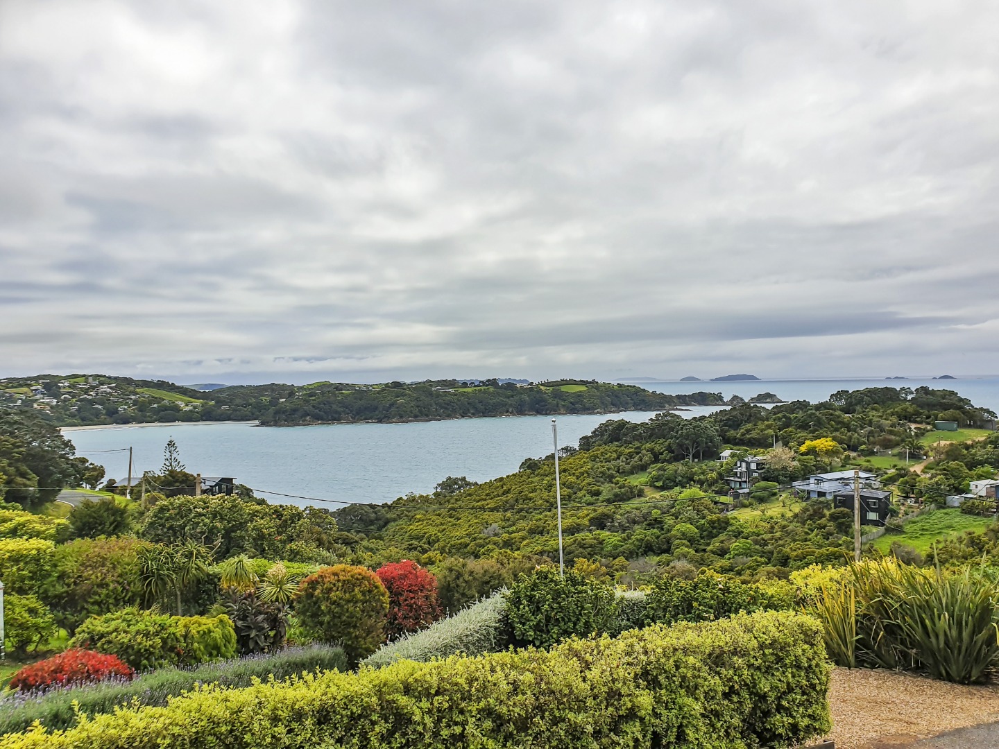 **Spacious 3-Bedroom Family Home in Oneroa – $750 per Week** photo