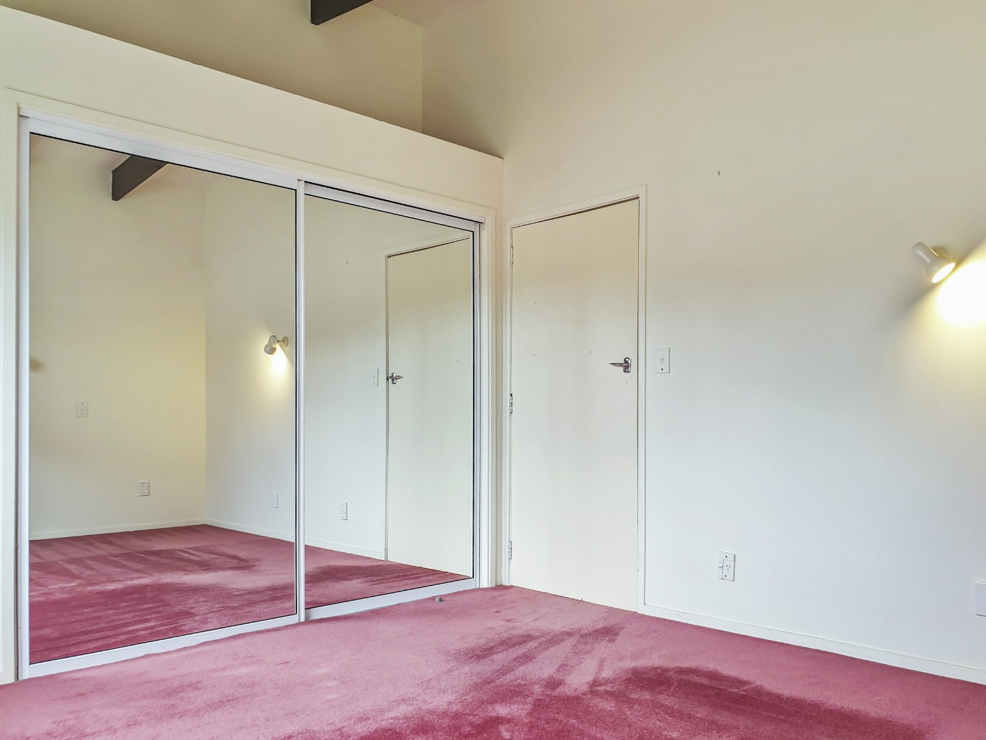 **Spacious 3-Bedroom Family Home in Oneroa – $750 per Week** photo