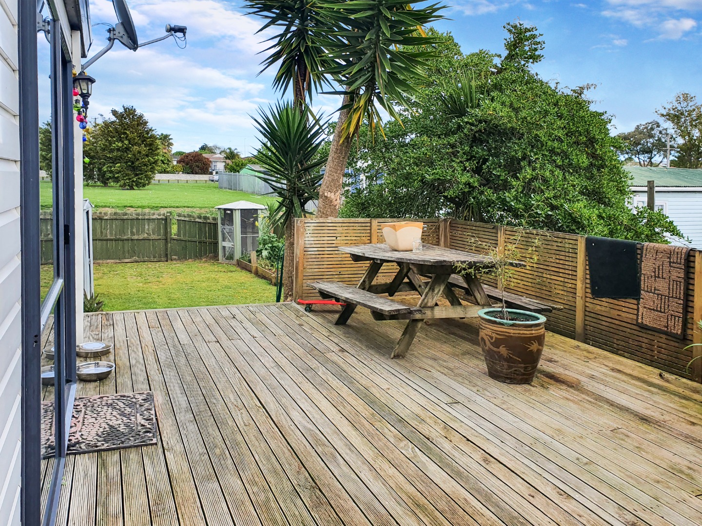 Manurewa - 3 Bedrooms with Fully Fenced Yard photo