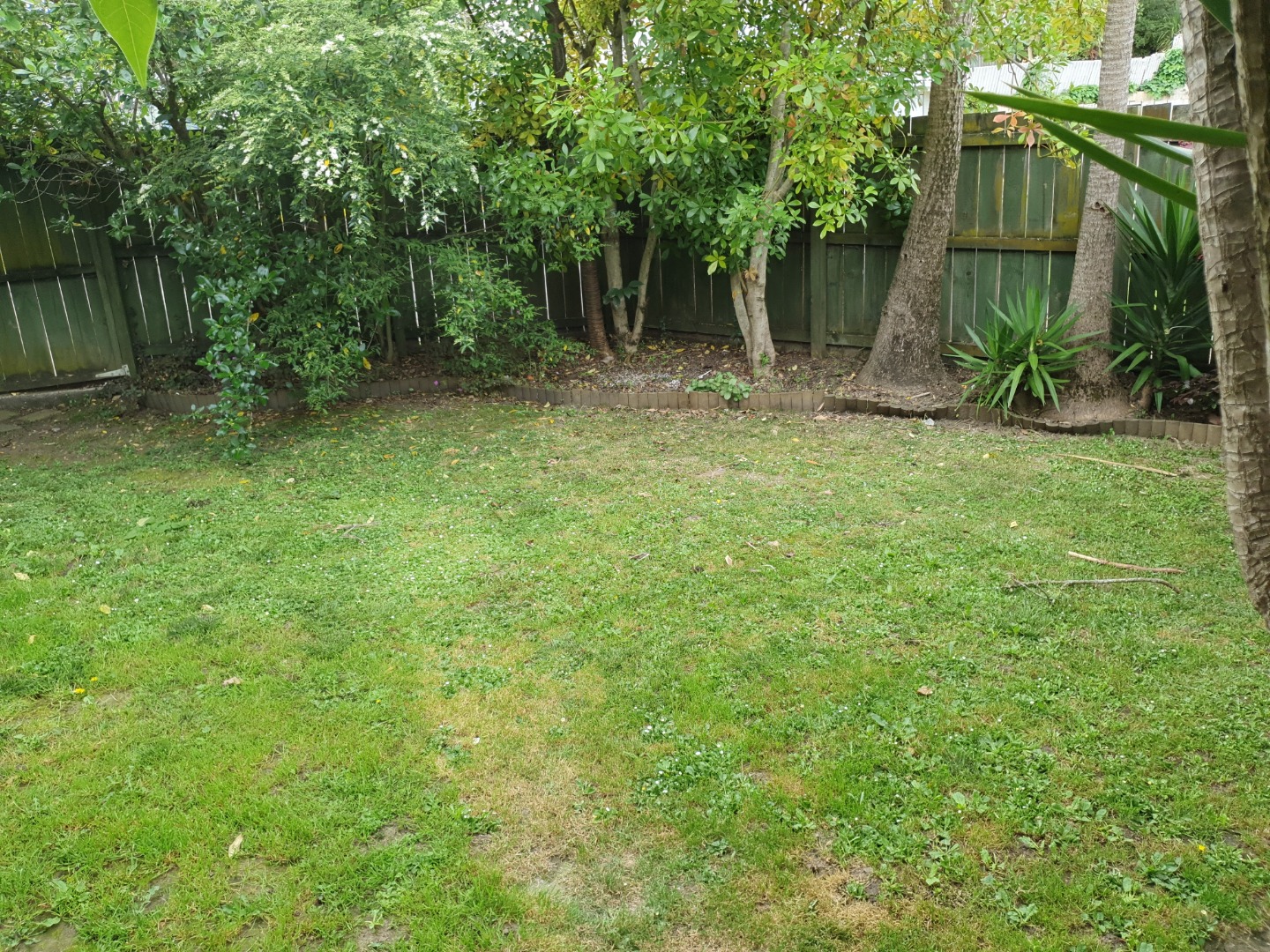 Manurewa - 3 Bedrooms with Fully Fenced Yard photo