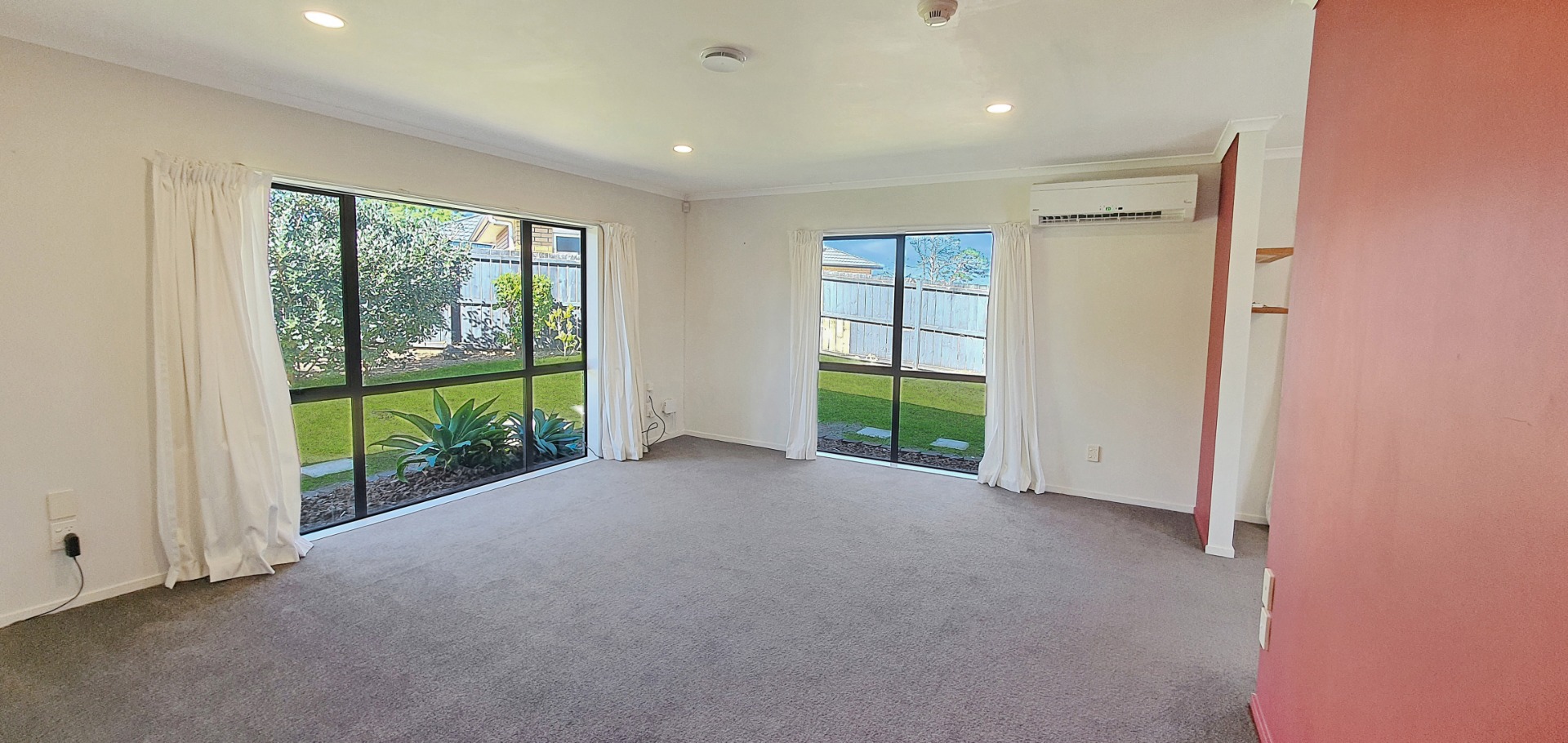 CLENDON PARK - 3 Bedroom Family Home Passed All Healthy Home Requirements  photo