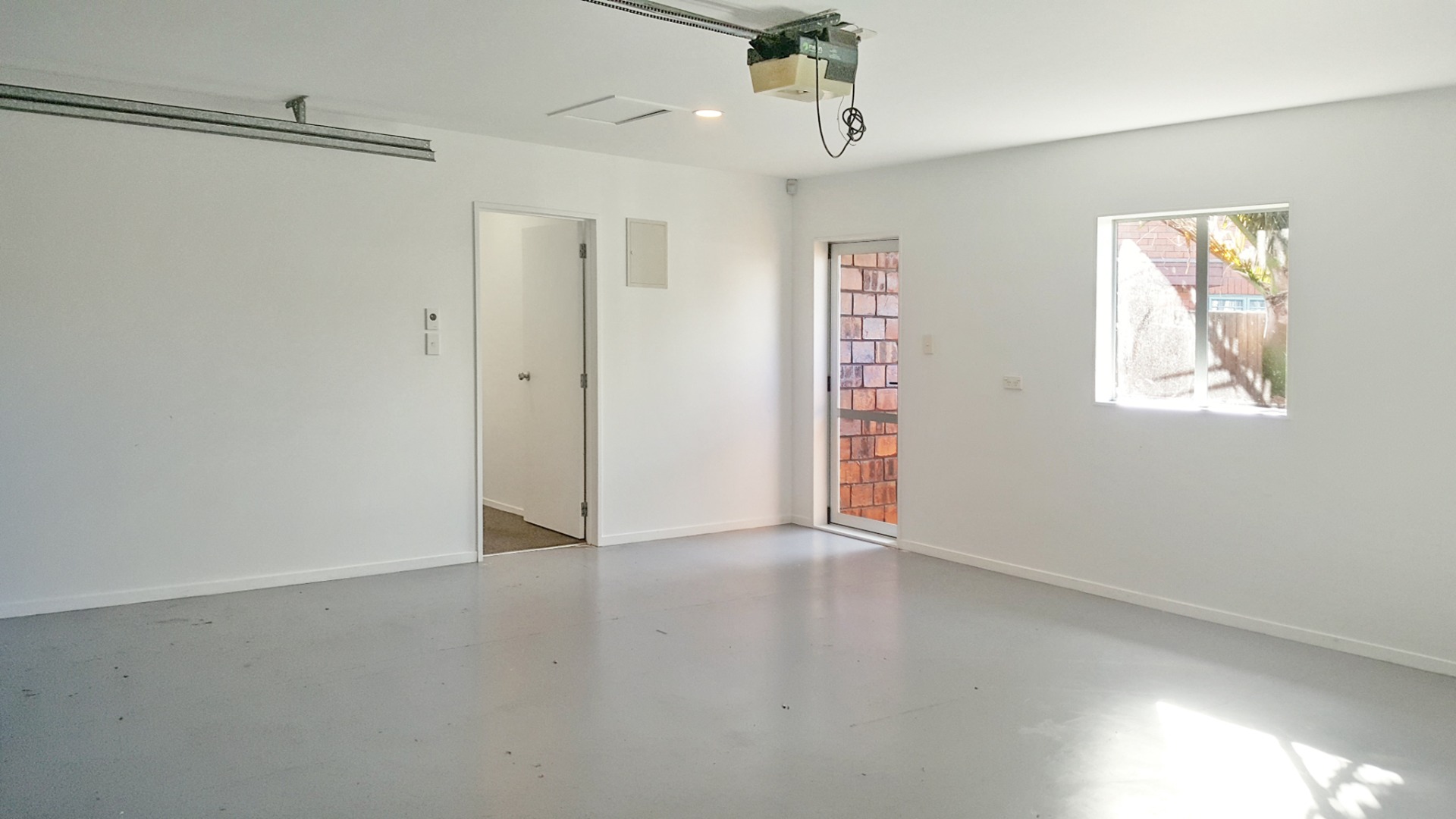 Flexible Family Living with Self-Contained Flat photo